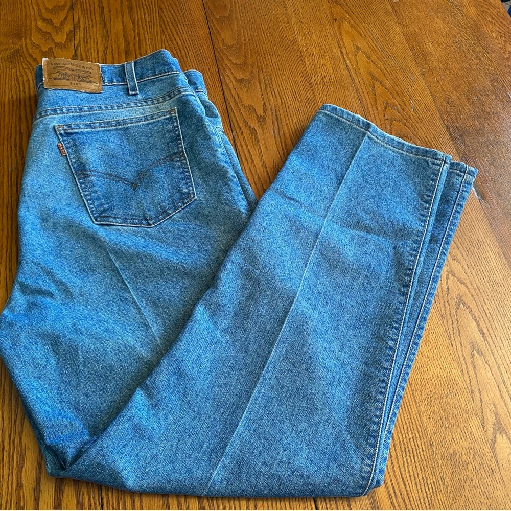 Vintage Levi’s 549 Brown Tag